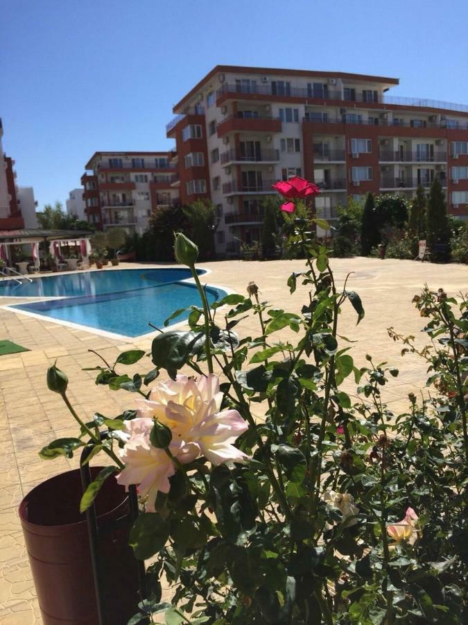 Ferienwohnung Fort Noks Panorama I Marina Elenite Exterior foto